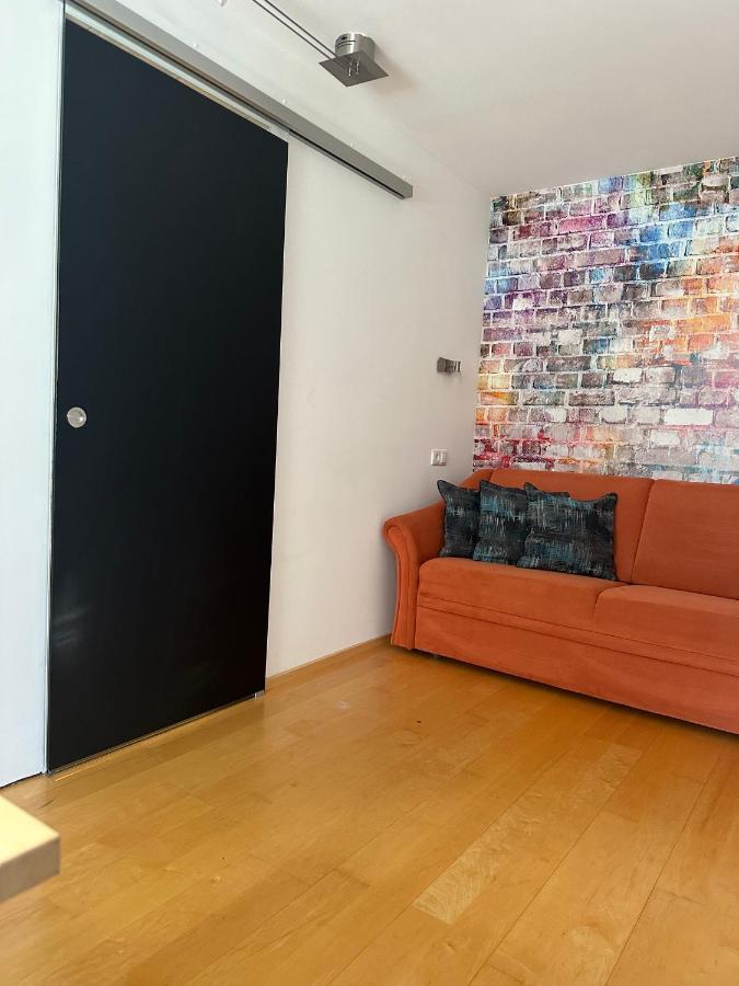 Rosaklein-30m2 & Rubinagross-100m2 Apartment *